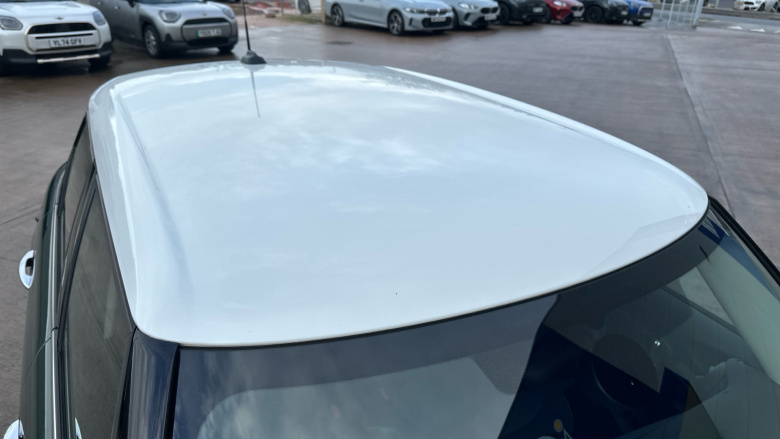 MINI Hatchback 1.5 Cooper 5dr Petrol Hatchback